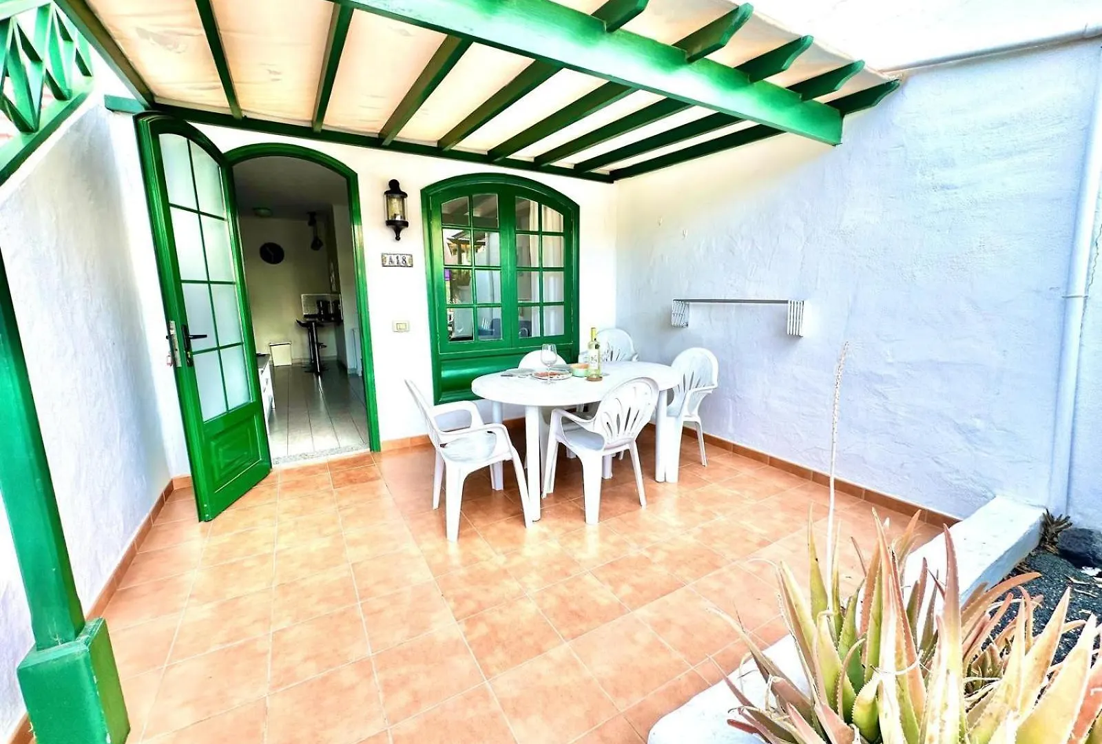 Aloha Apartment - Beach And Pool Puerto del Carmen