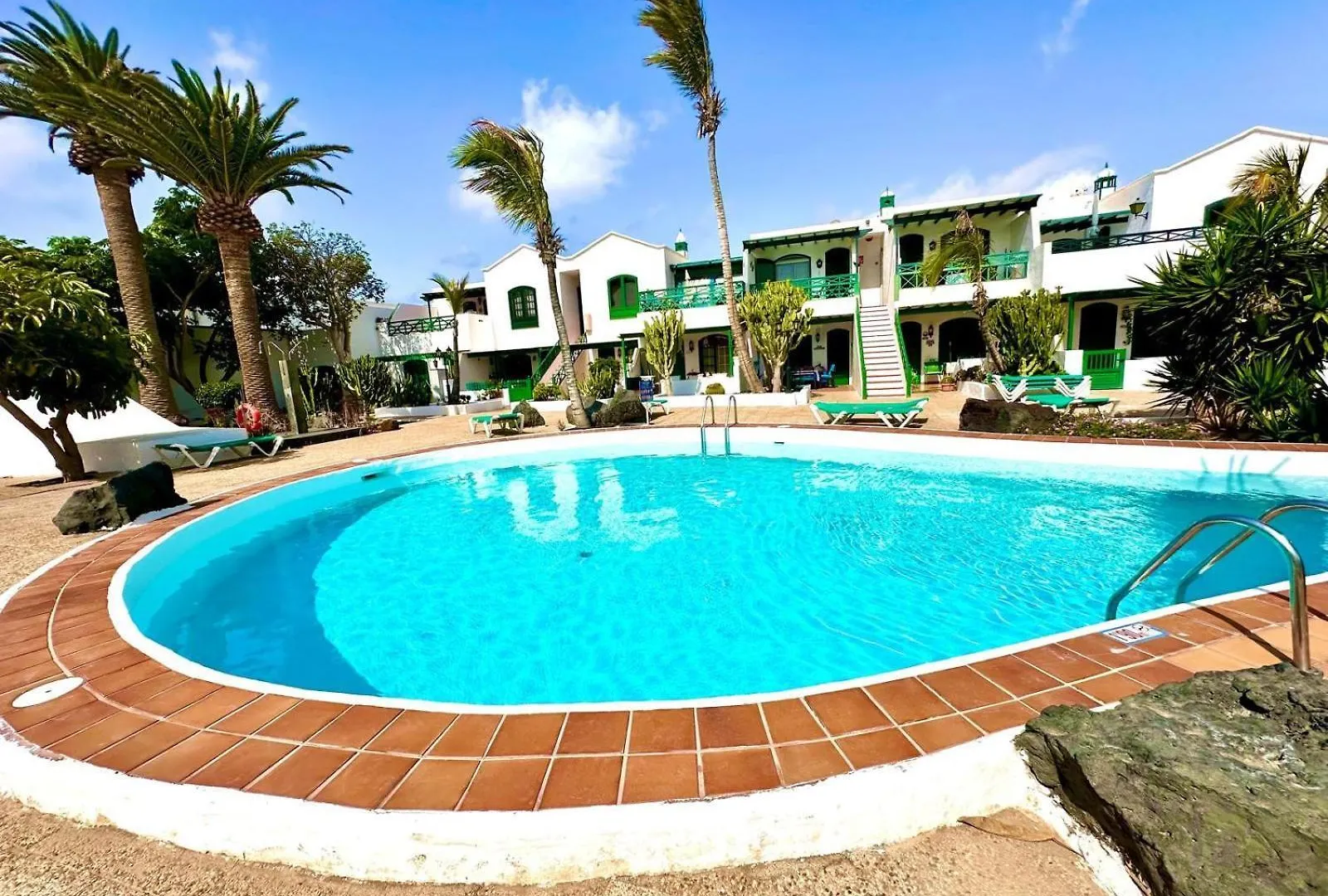 Aloha Apartment - Beach And Pool Puerto del Carmen  0*, Puerto del Carmen (Lanzarote) Spain